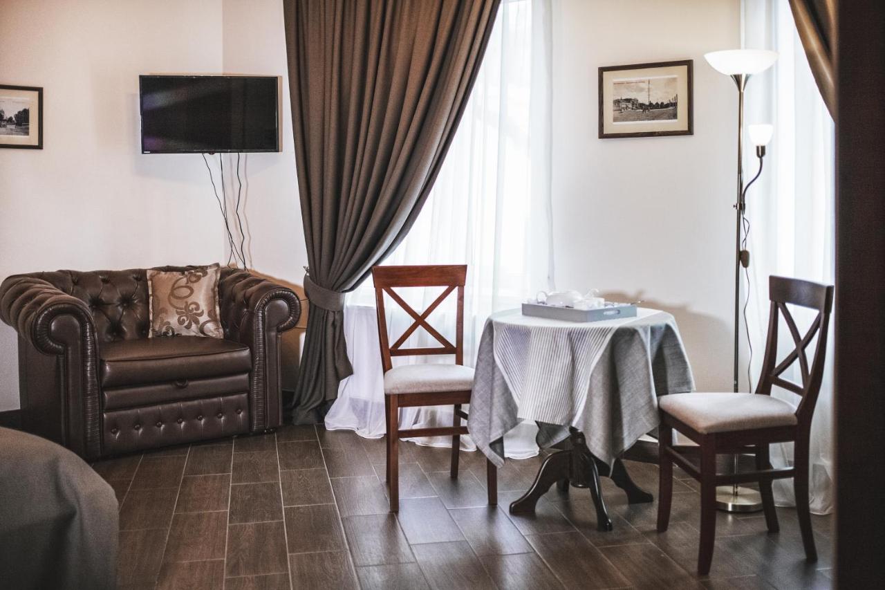 Ekaterinoslav Hotel Dnipro Exterior photo